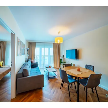 Azure Seaside & Center