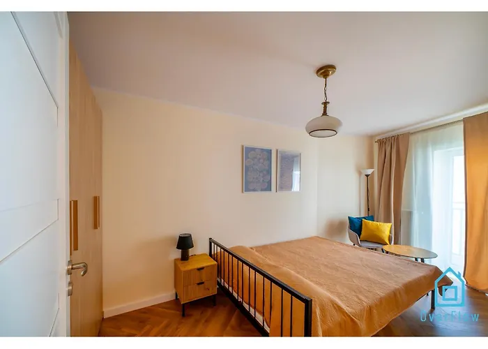 Azure Seaside & Center Lägenhet *